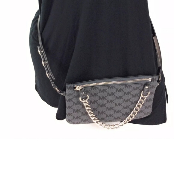 Michael kors mini bag/wristlet - Picture 1 of 4